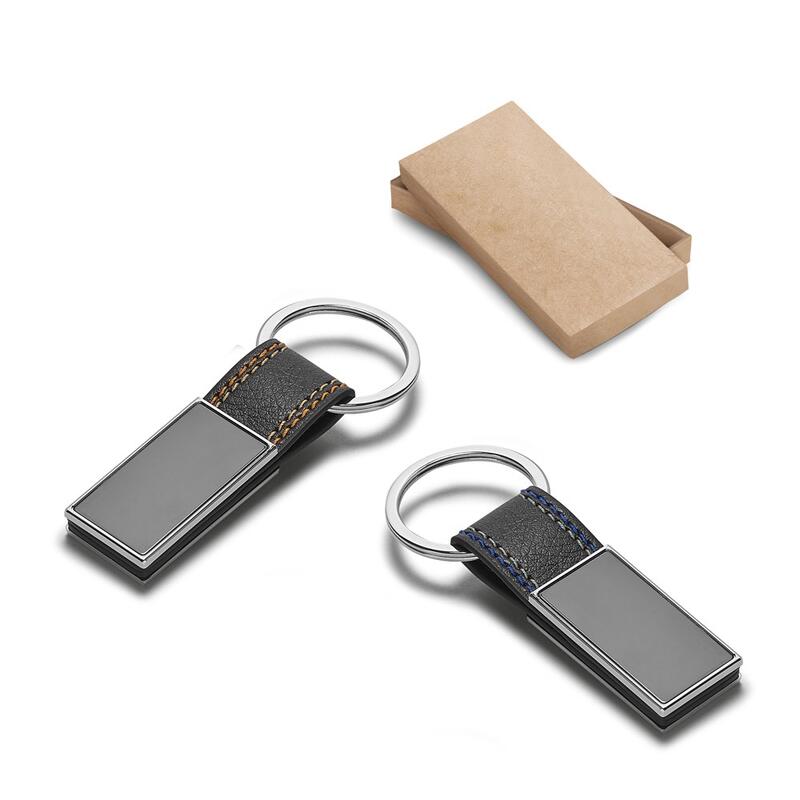 BALE. Μπρελόκ από μέταλλο και PU