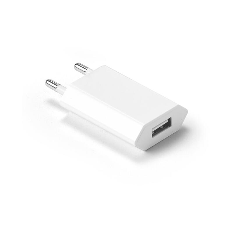 WOESE. Power adapter USB-A 5W made from recycled ABS (100% rABS)